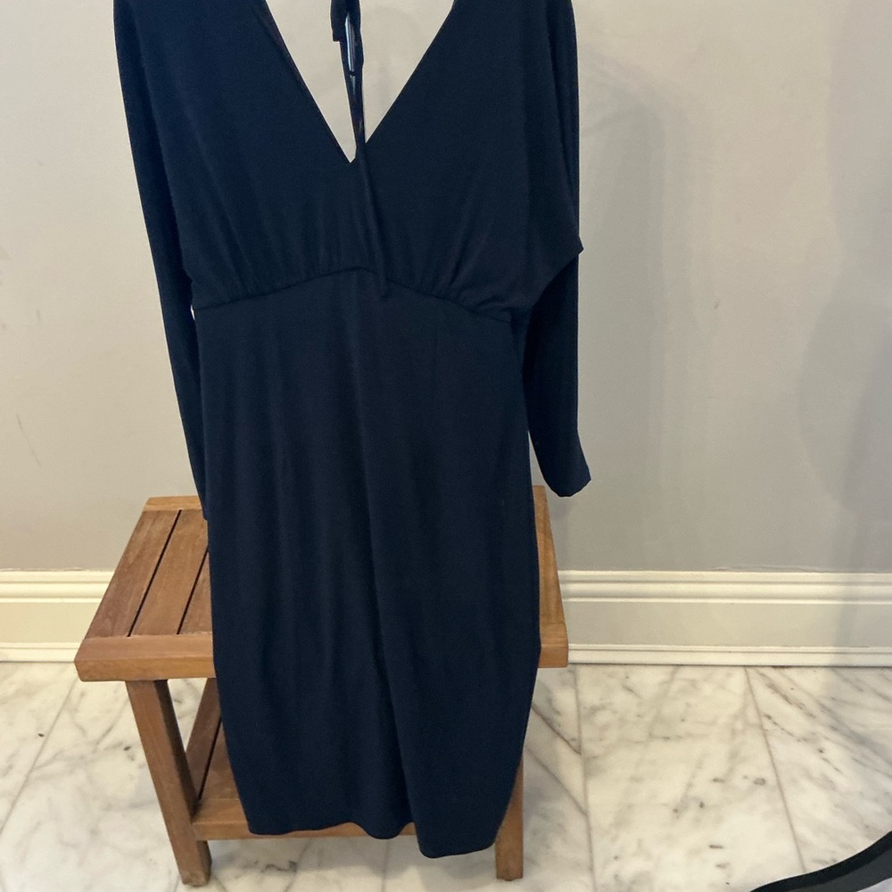 Maggy London Elegant navy  Long Sleeve Dress